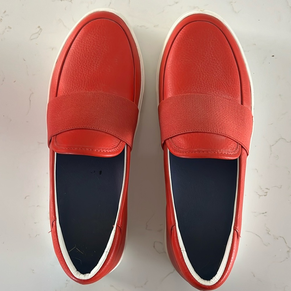 UGG New Women’s Chayze Red Leather Sneaker Size 8
